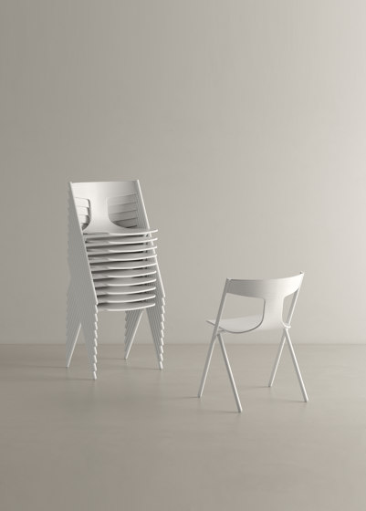 Quadra chair with cushion and upholstered backrest | Stühle | viccarbe