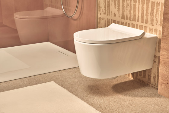 EluPura Q Wand WC 540 AquaFall Flush | WCs | Hansgrohe