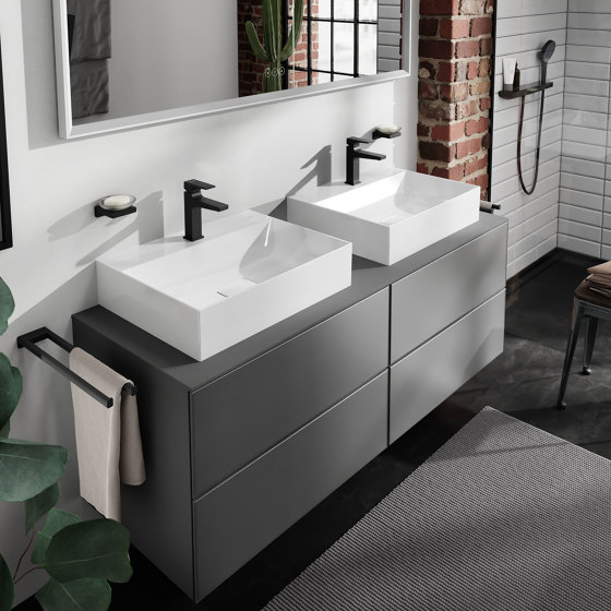 Xevolos E Lave-mains 360/250 avec plage de pose à droite, sans trop plein, percé pour robinet, SmartClean | Lavabos | Hansgrohe