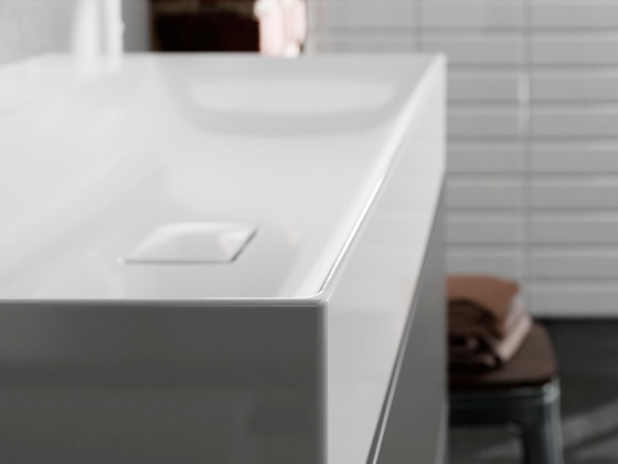 Xevolos E Lave-mains 360/250 avec plage de pose à droite, sans trop plein, percé pour robinet, SmartClean | Lavabos | Hansgrohe