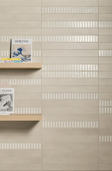 Longarine Calcecreta | Baia Naturale 7,5x60 | Ceramic tiles | Marca Corona