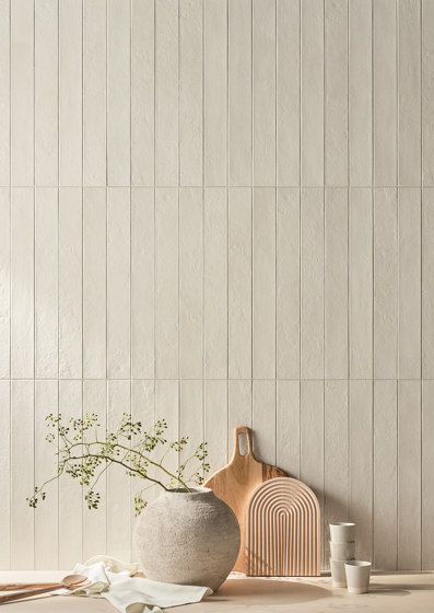 Longarine Calcecreta | Baia Naturale 7,5x60 | Ceramic tiles | Marca Corona