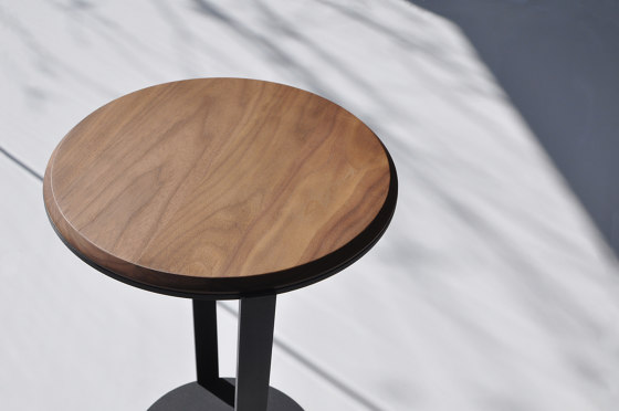 Around | Side tables | Bensen
