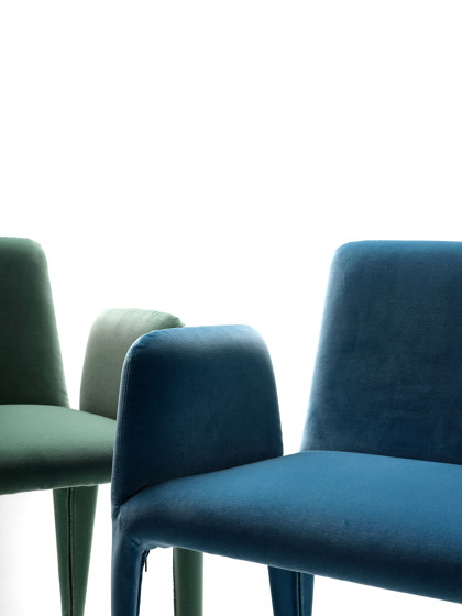 Nova lounge chair with armrest | Fauteuils | Eponimo
