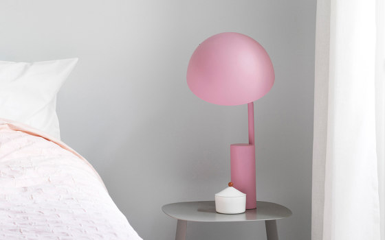 Cap Table lamp | Lámparas de sobremesa | Normann Copenhagen