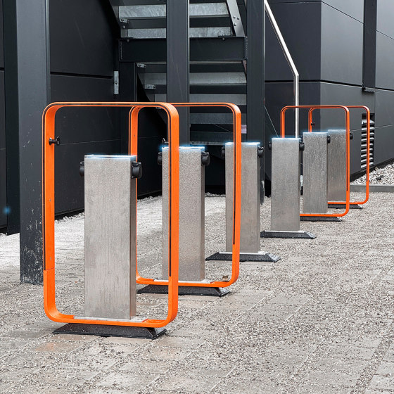 Q-RACK E-Lock Charging Station | Bicycle lockers | AttiaDesign