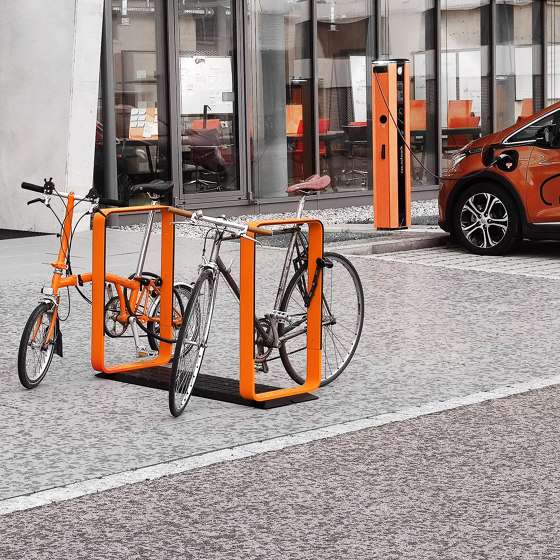 Q-RACK E-Lock Charging Station | Bicycle lockers | AttiaDesign