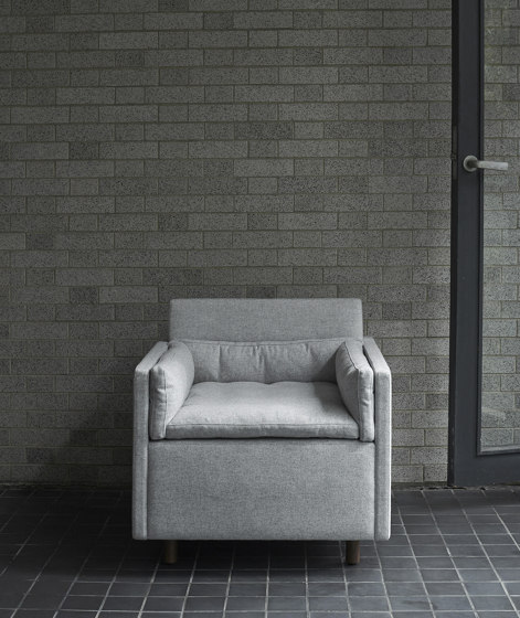 Salon Settee and Sofa | Divani | BassamFellows