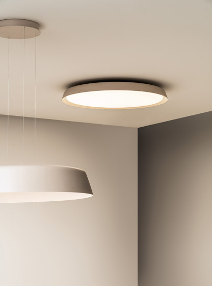 Bigger 3920 Pendant Lamp | Suspended lights | Vibia