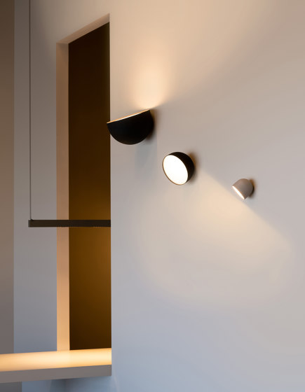 Plusminus Solo 6370 Lampadaire écrans et Lampe de table/Murales | Luminaires de table | Vibia