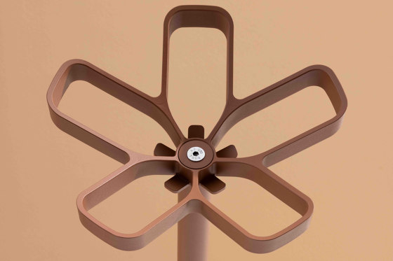 Flower coat stand | Appendiabiti | Cascando