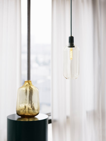 Amp Lampe de table | Luminaires de table | Normann Copenhagen