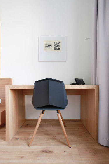 Kite Chair Skidframe | Sillas | OXIT design