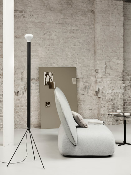 HALO Chair | Armchairs | SOFTLINE