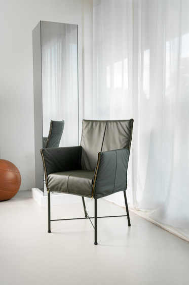 Geraldine | Chairs | Montis