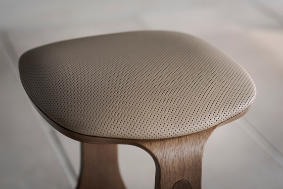 Lavitta Chair upholstered | Chaises | Poiat