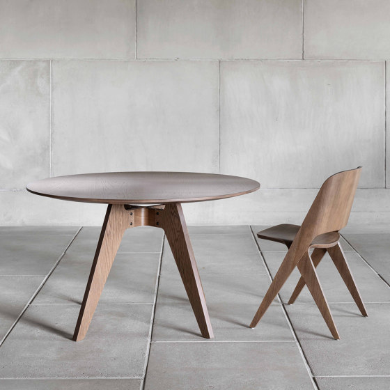 Lavitta Round Table 100 – Oak | Dining tables | Poiat