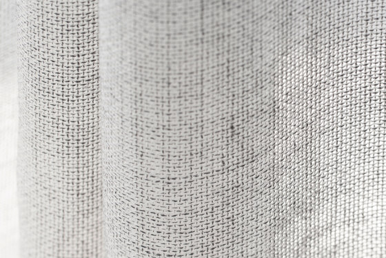 Mezzo - 0001 | Drapery fabrics | Kvadrat