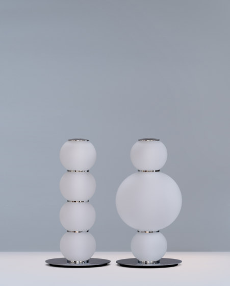 Pearls Chandelier 5 | Suspended lights | Formagenda