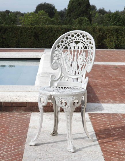 Omnia Selection - Narcisi chair with armrests | Chaises | Fast