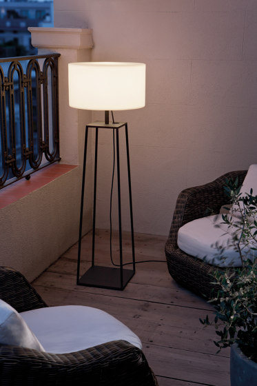 Tiffany 1 | Floor lamp | Outdoor free-standing lights | Carpyen