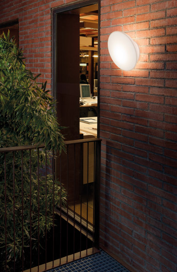 Happy wall lamp | Lampade parete | Carpyen
