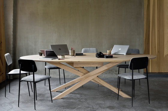 Mikado | Oak meeting table - varnished | Tables collectivités | Ethnicraft