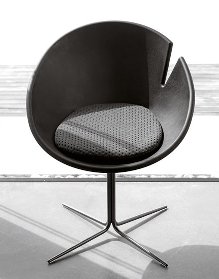 One Flo chair | Chairs | Désirée