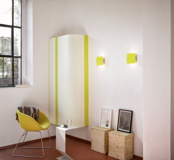 APP Wall | front fluorescent green | Lampade parete | serien.lighting