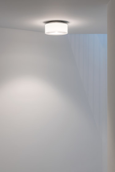 CURLING Ceiling | shade glass clear, reflector cylindrical opal | Plafonniers | serien.lighting