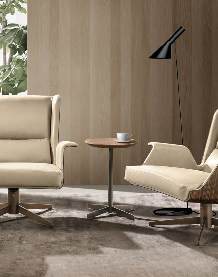 Oyster Light | Armchairs | i 4 Mariani