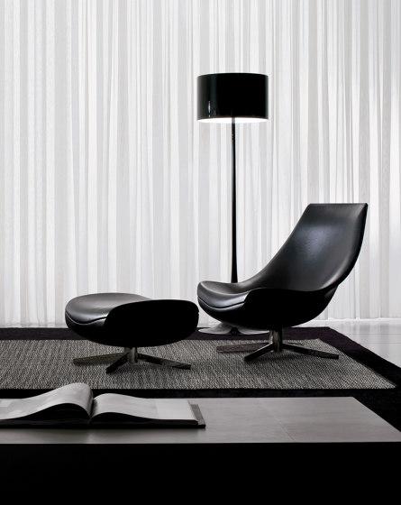 Oyster Light | Armchairs | i 4 Mariani