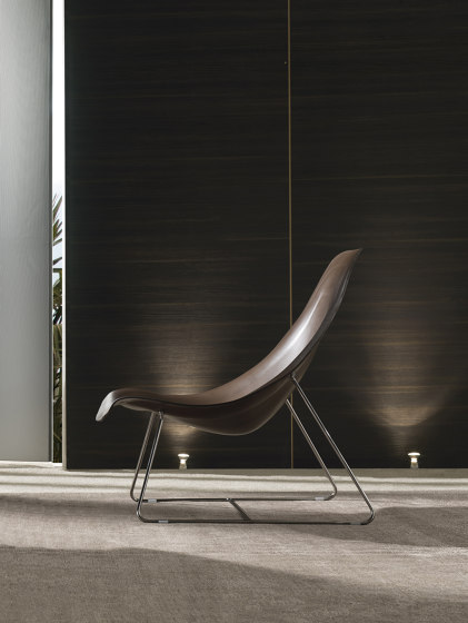 Oyster Light | Armchairs | i 4 Mariani