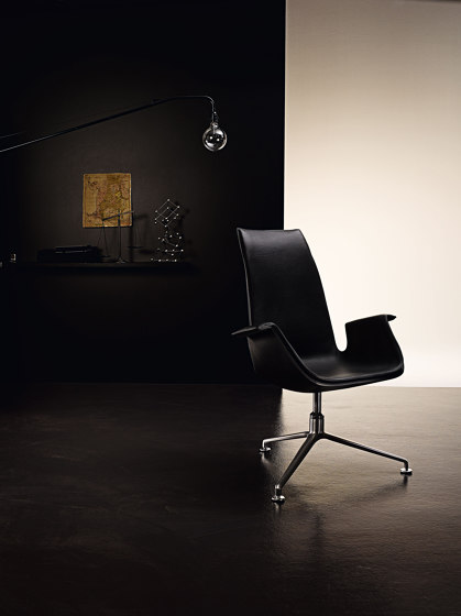 FK Lounge Chair | Sessel | Walter K.