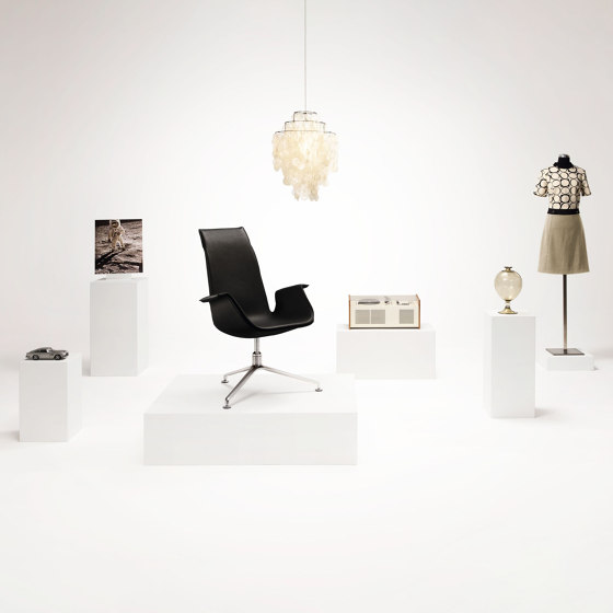 Modern Icons: FK Chair | Stühle | Walter K.