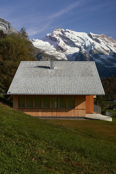 Swisspearl | Natura Vulcanit 6520 | Concrete tiles | Swisspearl Schweiz AG