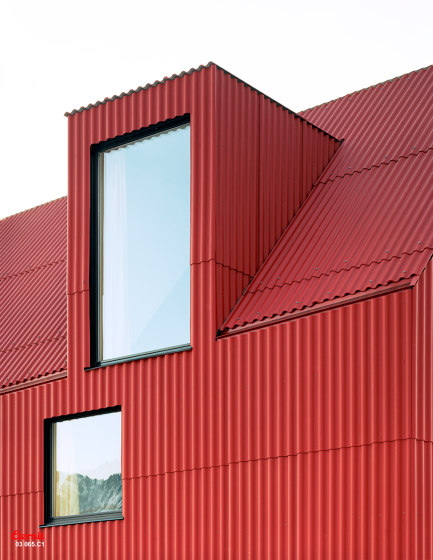 Ondapress-36 | Natura Crystal 6326 | Roofing systems | Swisspearl Schweiz AG