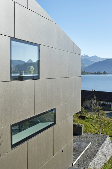 Largo | Reflex Amber 4071 | Concrete tiles | Swisspearl Schweiz AG