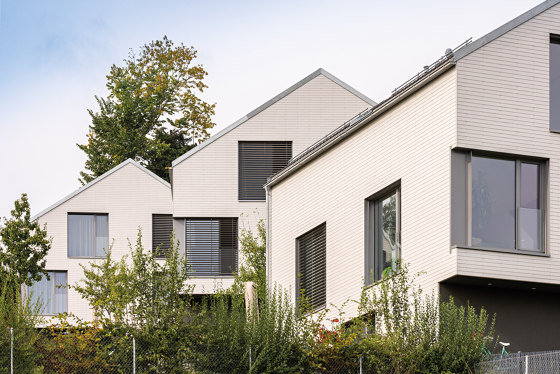 Clinar | Nobilis Amber 723 | Concrete tiles | Swisspearl Schweiz AG