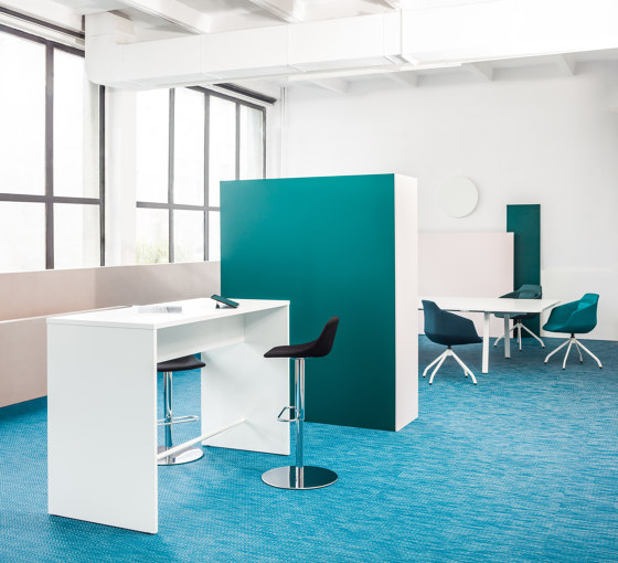 Meeting Table | Standing tables | MDD