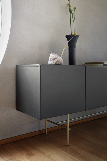 Rubycon Sideboard - Version with 5 chocolate lacquered cubes | Sideboards | ARFLEX