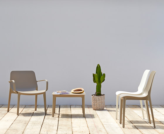 Ginevra armchair | Chairs | SCAB Design