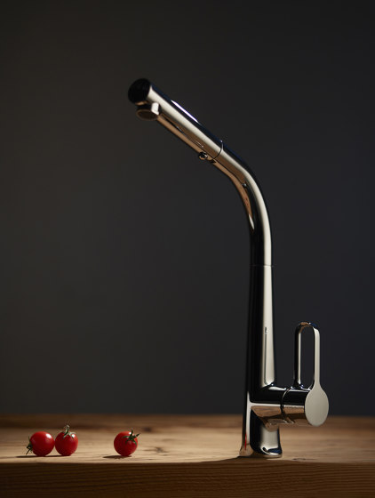 Skinny F7026 | Kitchen mixer with extractable handshower | Kitchen taps | Fima Carlo Frattini