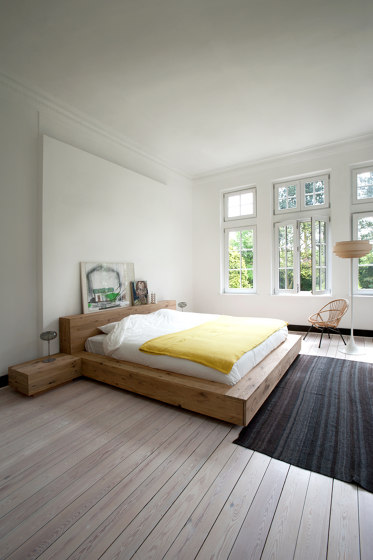 Madra | Oak bed - without slats - mattress size 160x200 | Camas | Ethnicraft