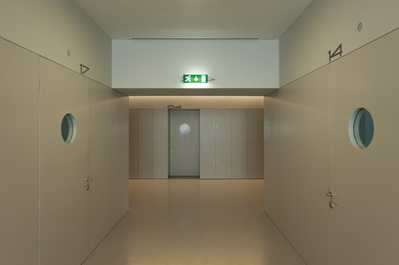Base+ HIT | Recessed floor lights | O/M Light