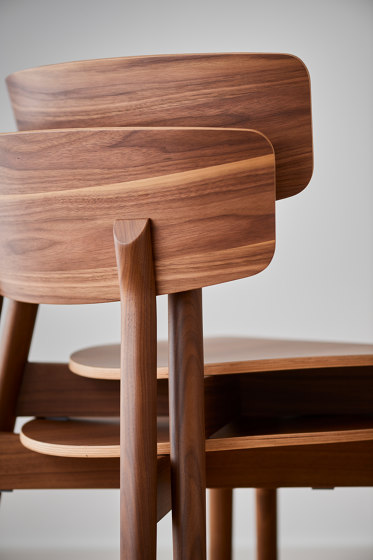 Marlon Stacking Chair, Oak natural | Chairs | AXEL VEIT