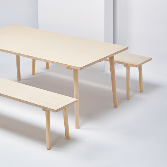 Facile Table | MC13 | Esstische | Mattiazzi