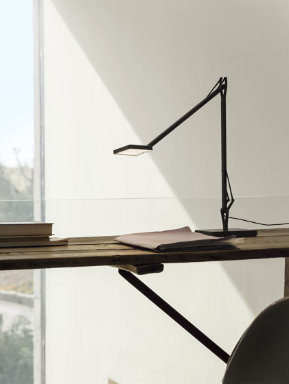 Kelvin Edge Desk Support (hidden cable) | Luminaires de table | Flos