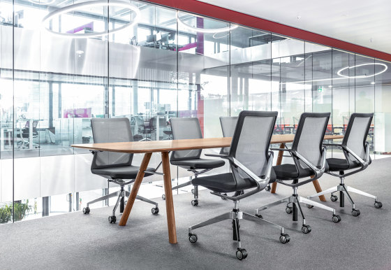 LINQ conference swivel chair | Chairs | Girsberger