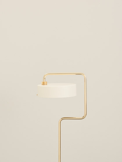 Petite Machine / Table 01 | Luminaires de table | Made by Hand